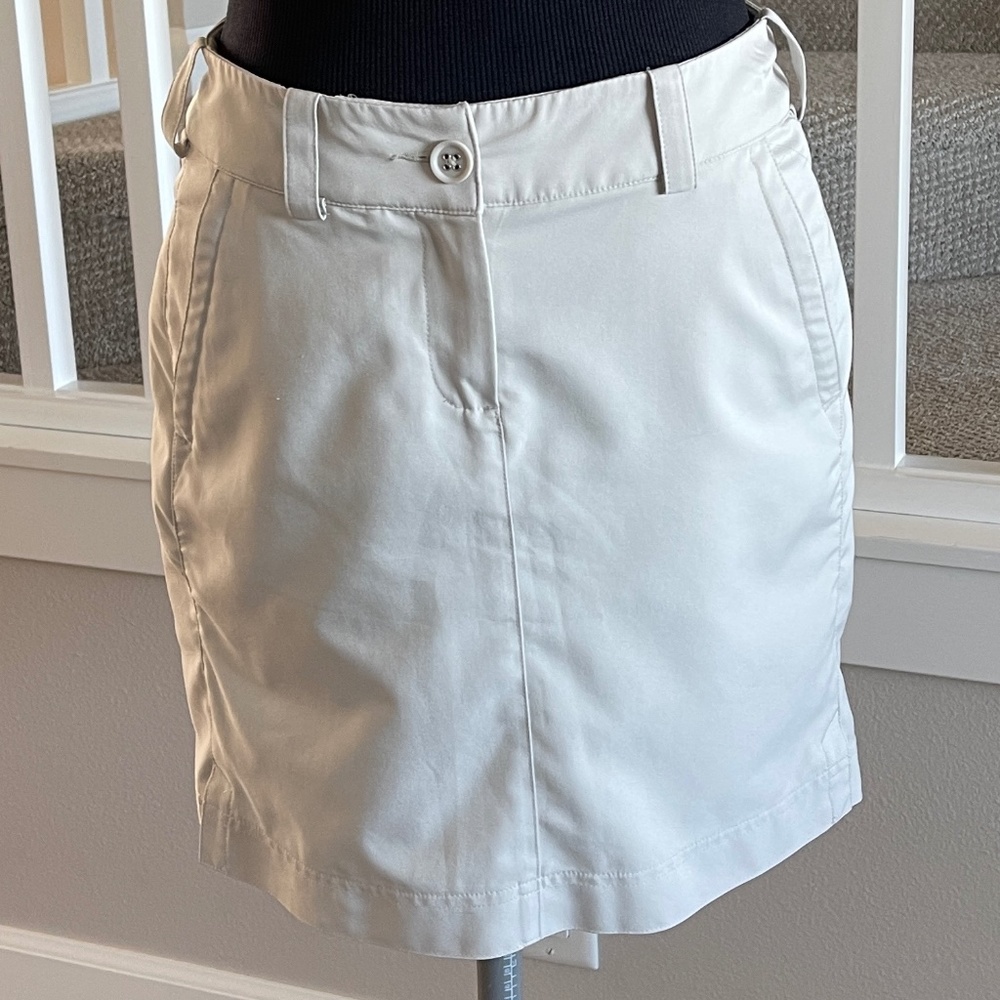 NikeGolf Nike Dri-Fit Tour Performance Women's Golf Skort Size 2
